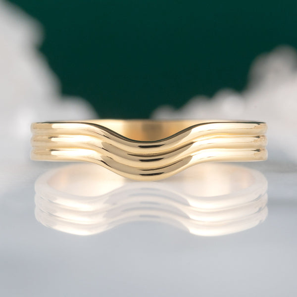Alexis Russell Wedding Bands The Stratum Arc Stacking Band | Yellow Gold